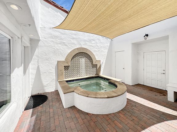 4th image of 1334 Miraflores Gln