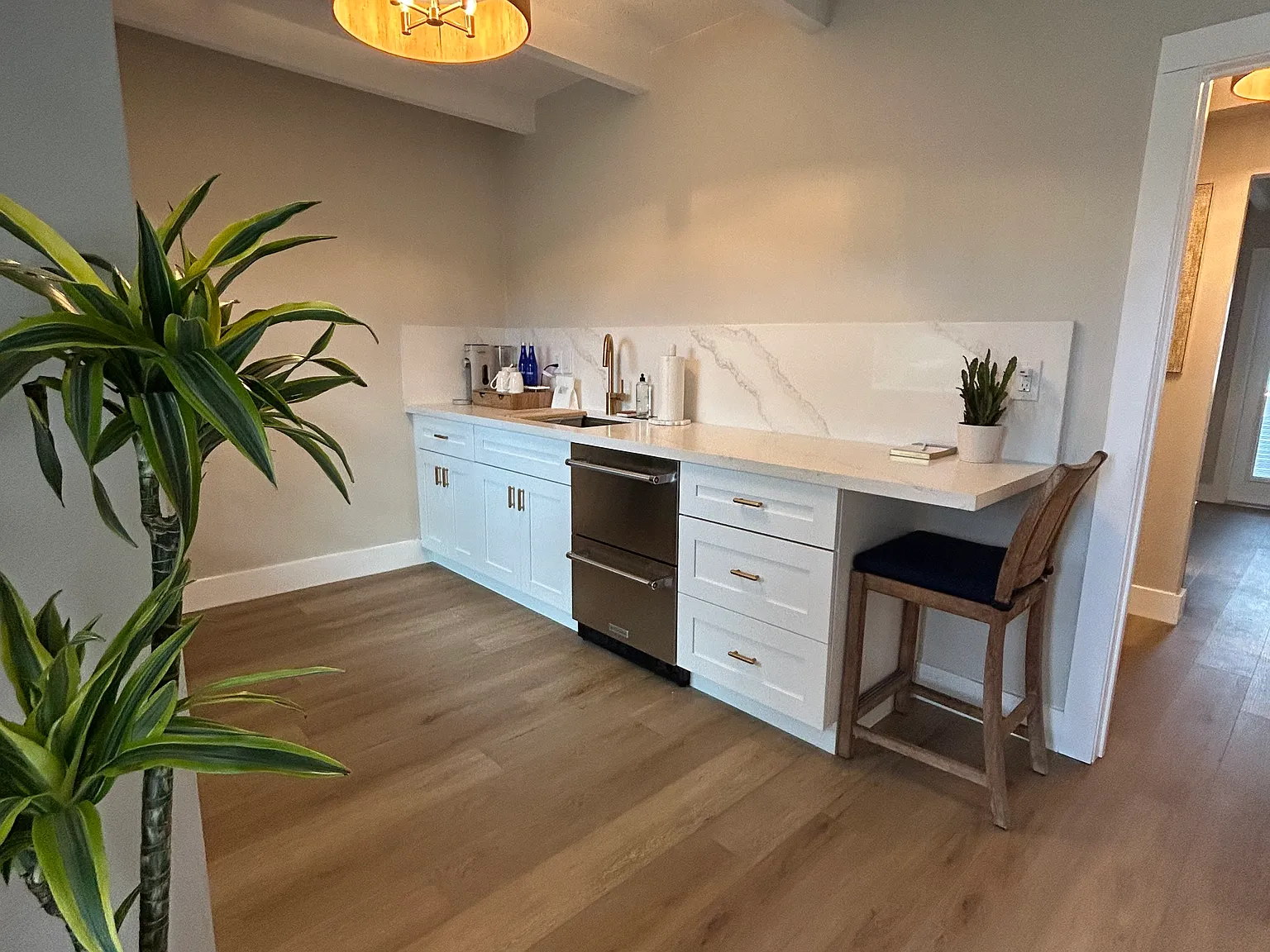 Studio, 450 sqft, $3,000 — Photo 3