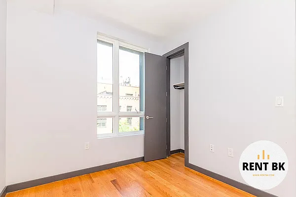 Rented by RENTBK LLC | media 8