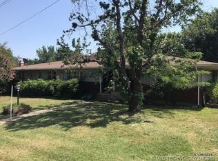 252 W 5th St, Atoka, OK 74525