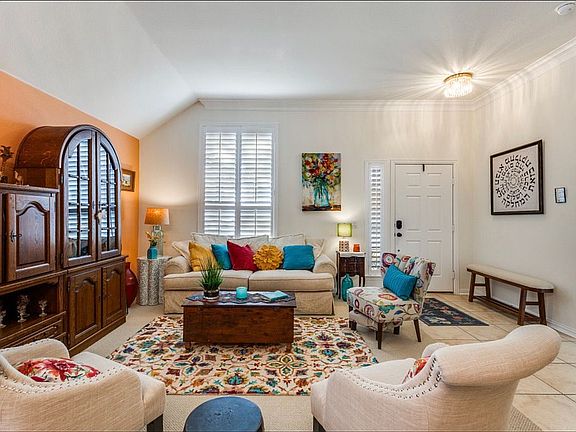 3rd image of 1377 Ranch House Dr