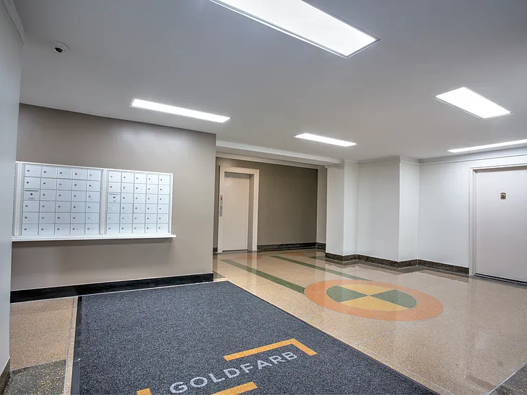 930 Sheridan Ave #7A — Photo 11