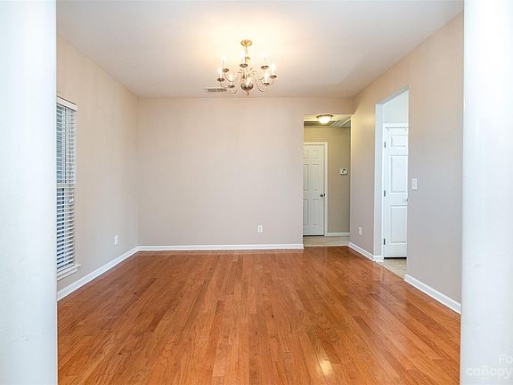 3rd image of 2619 Cypress Oak Ln