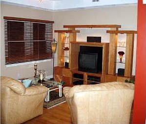 5th image of 50 Barr St #1