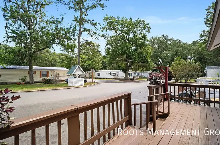 300 Brantley Dr #32 — Photo 22