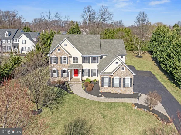 1146 Darczuk Dr, Garnet Valley, PA 19060