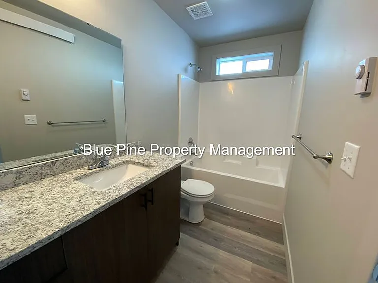6255 N Freedom Rd #3 — Photo 9