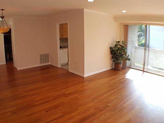 2nd image of 5608 Bismach Dr APT 204