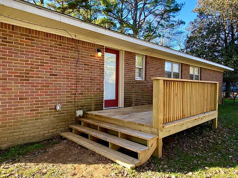 105 Park Ln — Photo 20
