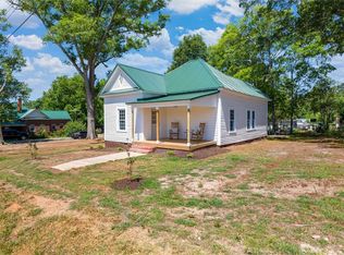 203 W Front St, Iva, SC 29655