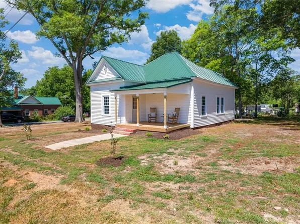 203 W Front St, Iva, SC 29655
