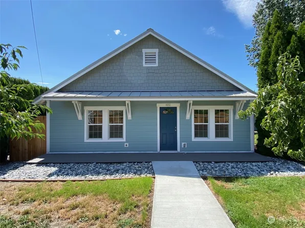 651 Boetzkes Avenue, Manson, WA 98831