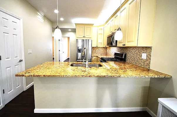 Rented by Corcoran | media 34