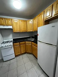 Rented by Salon Realty Corp