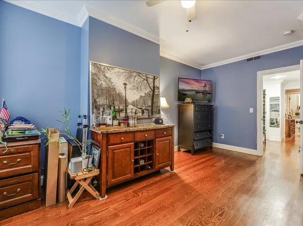 403 Adams Street image 19 of 23