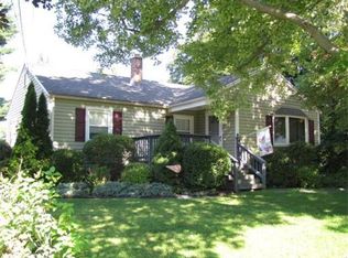 14 Hunter Ter, South Hadley, MA 01075