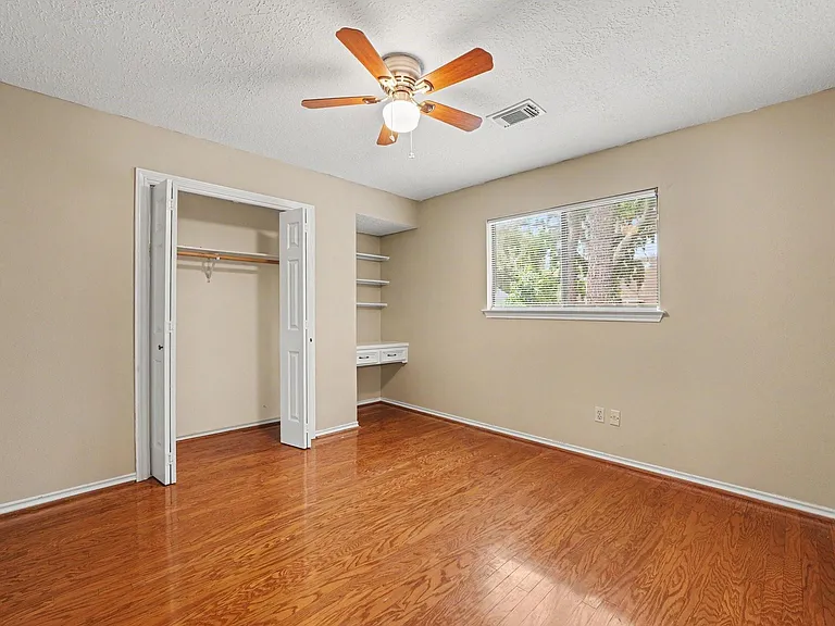 14707 Treborway Dr — Photo 29