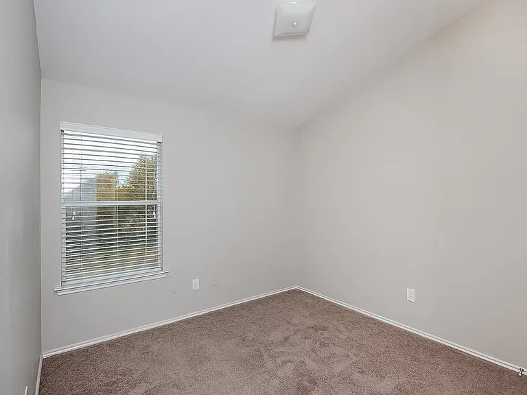5832 Melanie Dr — Photo 12