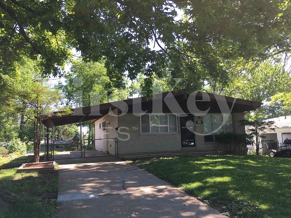 1st image of 2560 Pheasant Dr