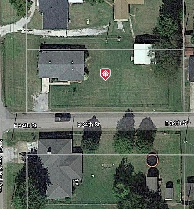 2nd image of 102 E 34th St