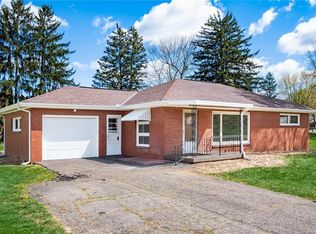 3675 Kay Dr, Zanesville, OH 43701