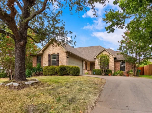 2205 Covington Ct, Sherman, TX 75092