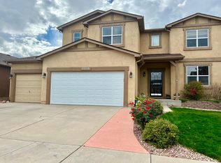 6018 Cumbre Vista Way, Colorado Springs, CO 80924