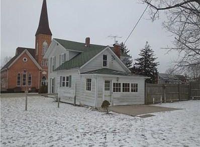 3rd image of 209 W Walnut St