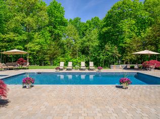 3 Sugar Maple Ln, New Fairfield, CT 06812