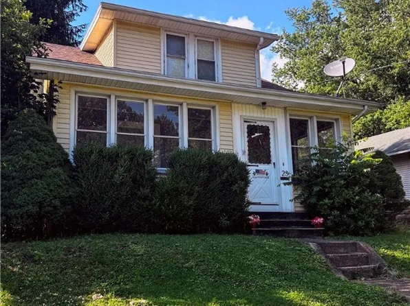 23 Alan Ave, Greenville, PA 16125