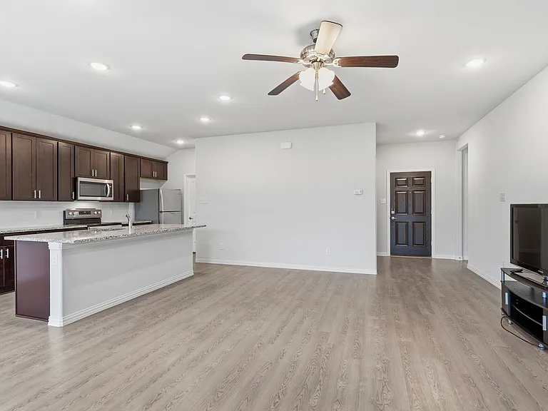 2202 Duke St — Photo 12