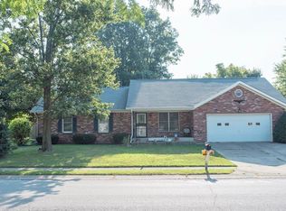 267 Old Farm Rd, Danville, IN 46122