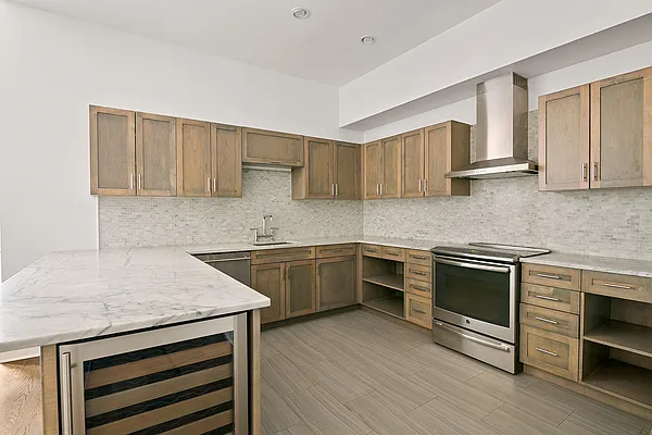 Rented by Brown Harris Stevens | media 13