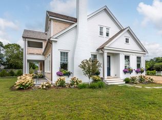 2 Somerset Ln, Edgartown, MA 02539