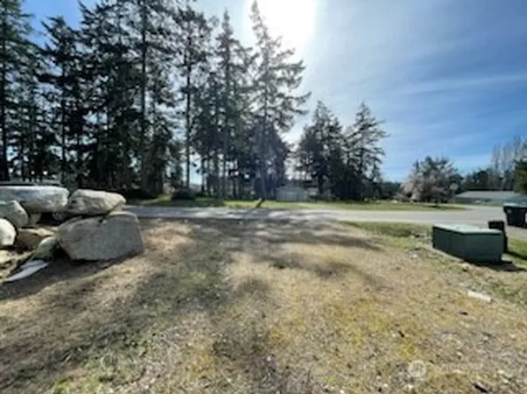1122 Ridgeway Drive, Oak Harbor, WA 98277