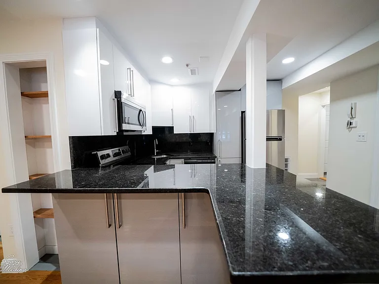 1801 Beacon St #2 — Photo 35
