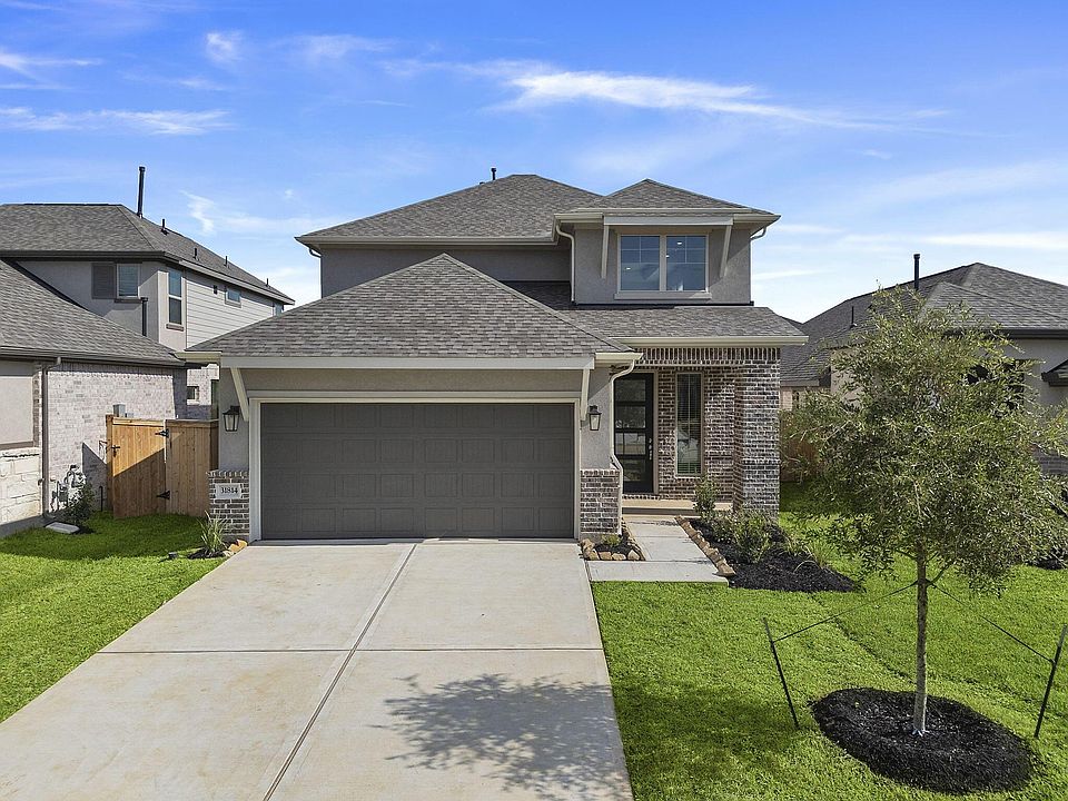 1st image of 31814 Autumn Spur Ln