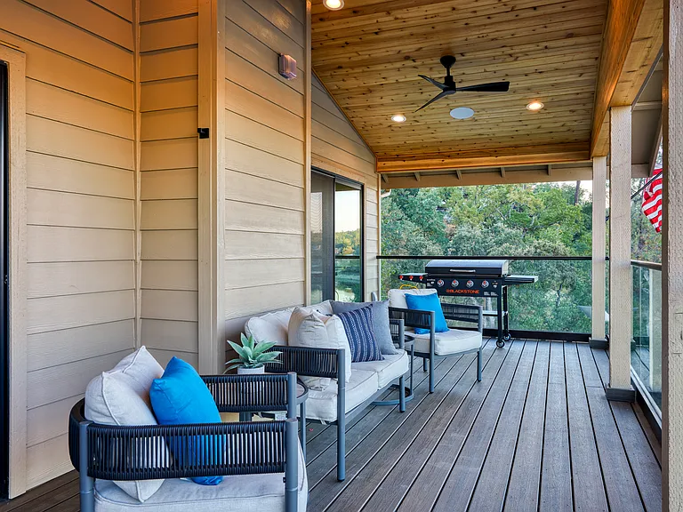 5045 Lakeshore Dr #B — Photo 8