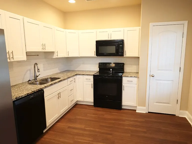 155 Peachtree Ln #155 — Photo 13