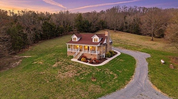 1st image of 54 Thomas Rd