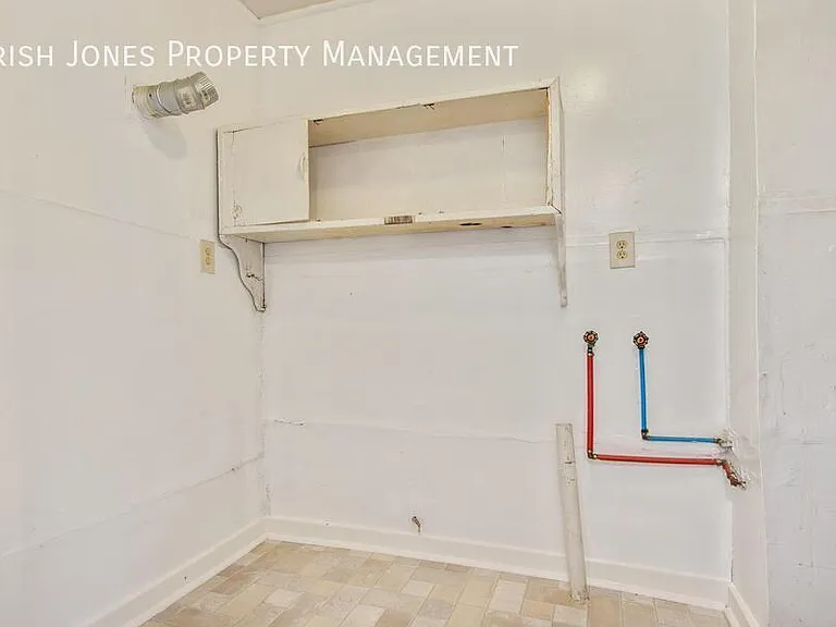 935 Niagara St #4 — Photo 14