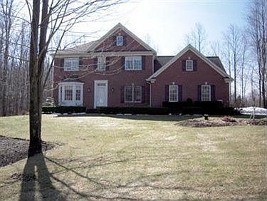 1st image of 10735 Robert Ln