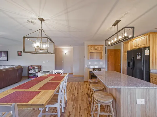 1822-4 PARKLAND Drive #704, Arkdale, WI 54613