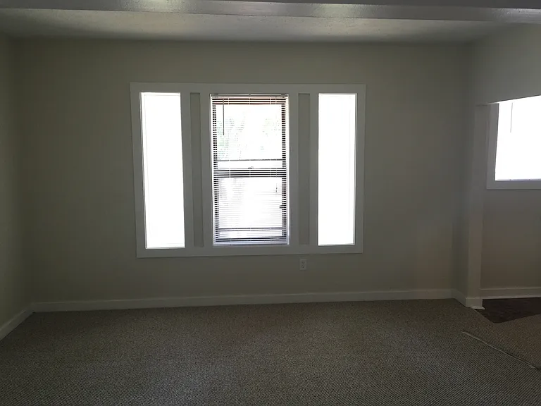 54-56 Grand Ave #4 — Photo 16