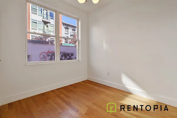 Rented by Rentopia | media 22