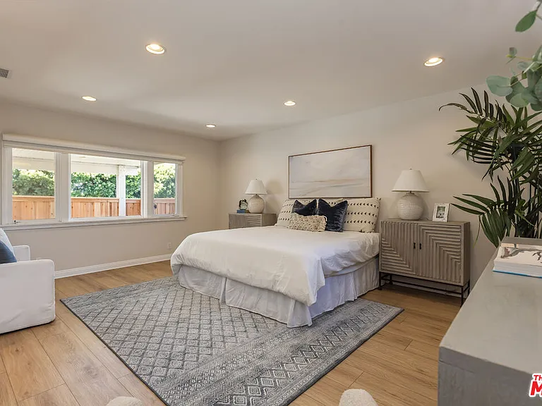 3544 Gardenia Ave — Photo 29