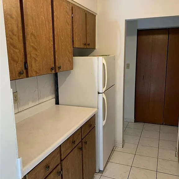 3044 Sandwich St #302 — Photo 10
