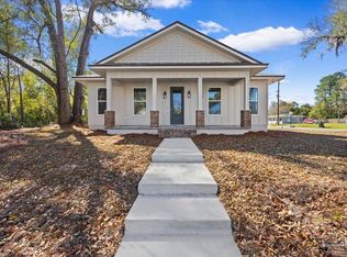 5293 Conecuh St, Milton, FL 32570