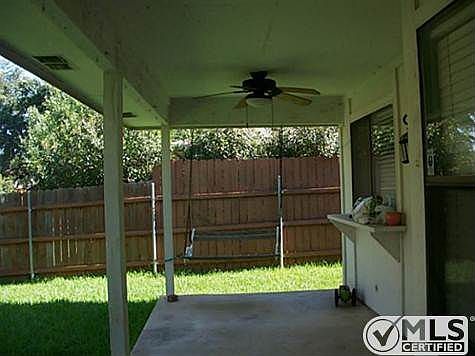 4th image of 3001 Bluebonnet Ln
