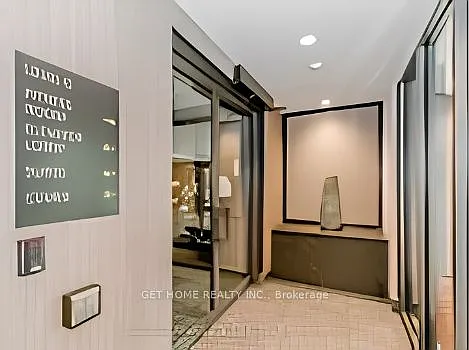 95 Dundas St W #303 — Photo 37